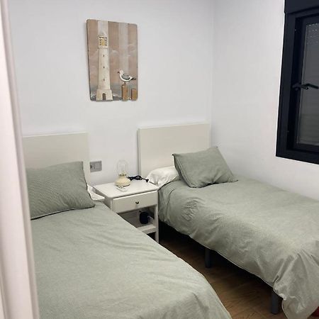 Apartamento Con Piscina En El Paseo Cruz Del Mar Chipiona Esterno foto